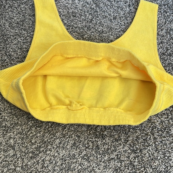 Womens juniors Space Jam Tune Squad Yellow Graphic Crop Tank Top crop top XXL - Picture 9 of 10